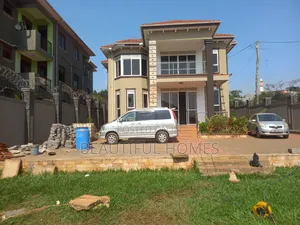 Furnished 5bdrm Duplex in Kira for sale