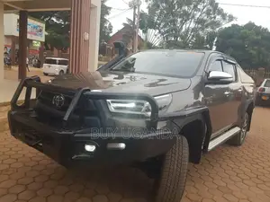 Toyota Hilux Revo for Hire