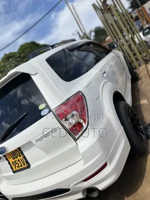 Subaru Forester 2010 White