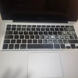 Laptop Apple MacBook Pro 2011 4GB Intel Core 2 Duo HDD 500GB