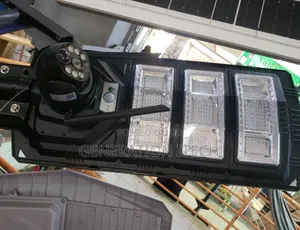 Solar Powered Street Light With 4g Camera - Motion Sensor