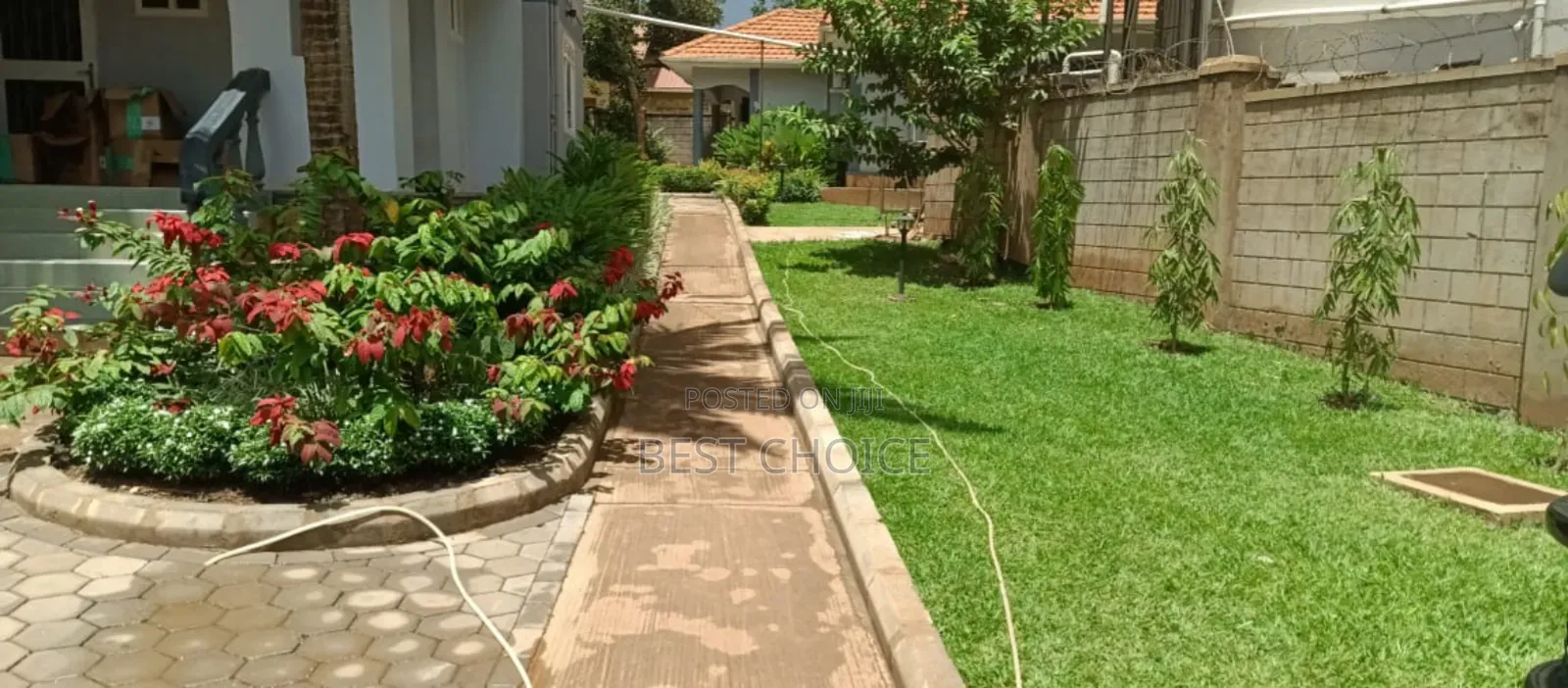 Compound Designing and Land Scaping Services That Delight