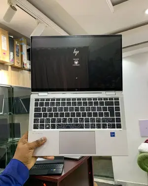 New Laptop HP EliteBook 1040 G8 16GB Intel Core I5 SSD 256GB