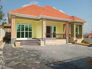 4bdrm Bungalow in Bwebajja Entebbe, Division B for sale