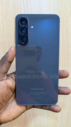 New Samsung Galaxy A56 256 GB Gray