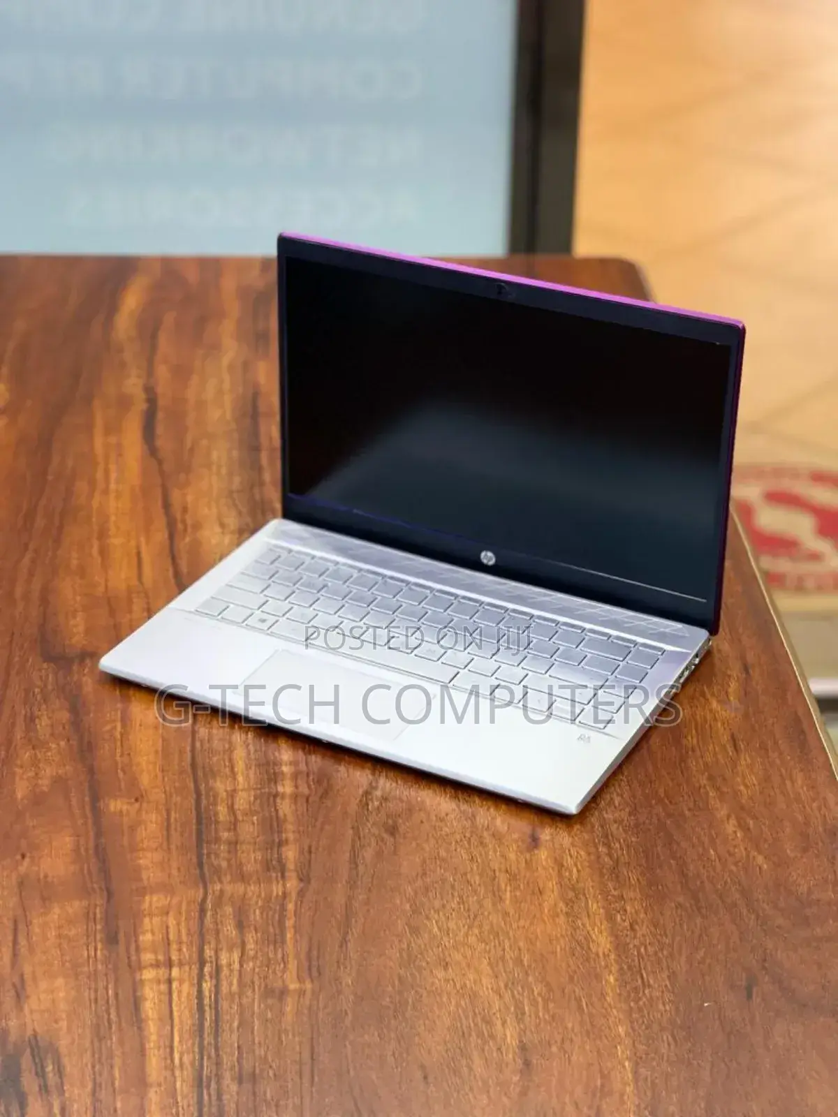 New Laptop HP Pavilion 14 8GB Intel Core I5 SSD 256GB