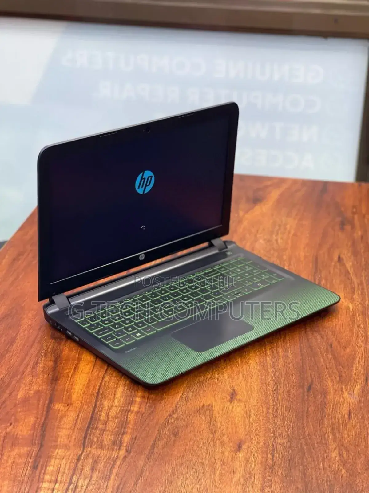New Laptop HP Pavilion 15 8GB Intel Core I5 HDD 1T