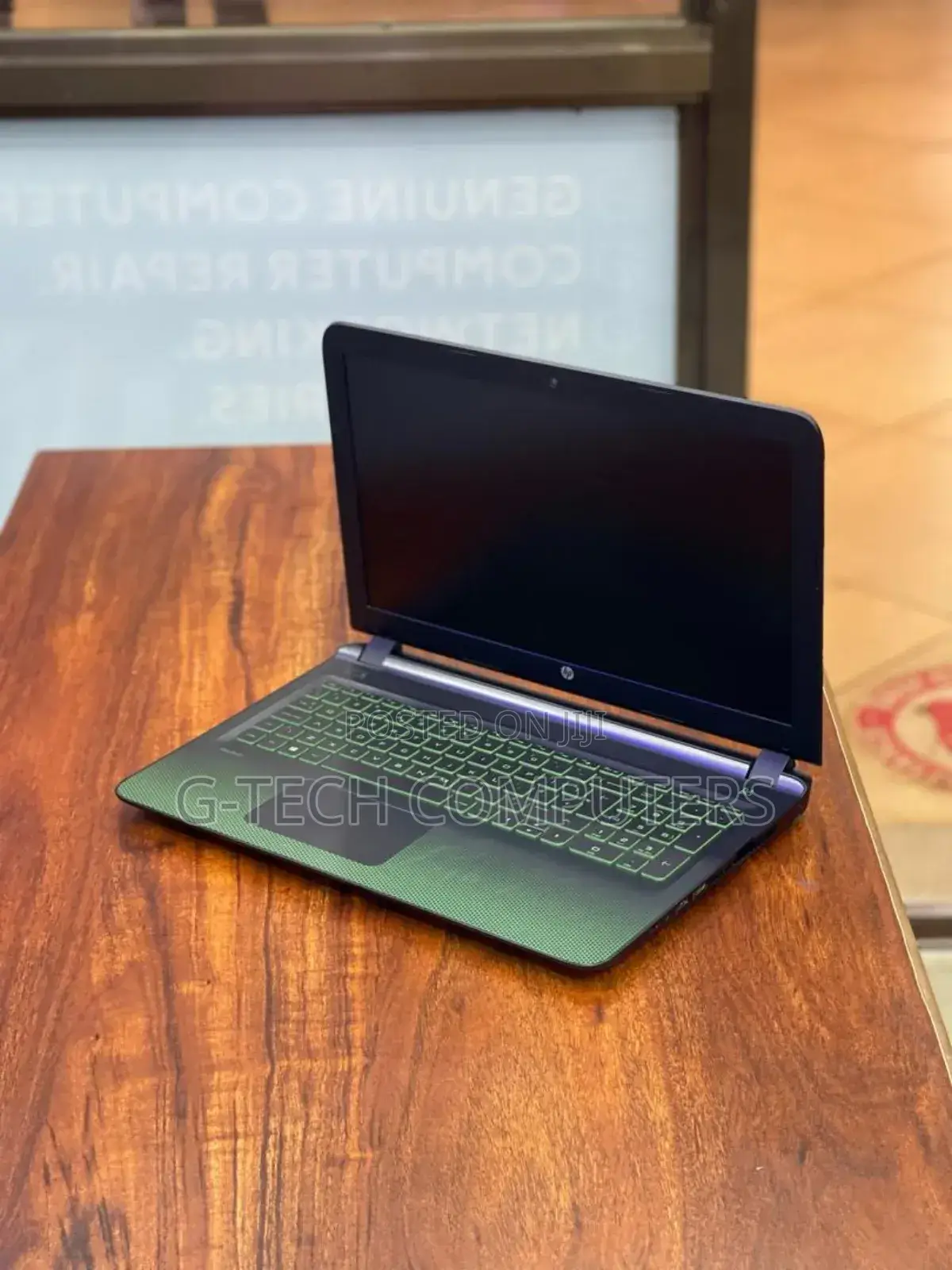 New Laptop HP Pavilion 15 8GB Intel Core I5 HDD 1T