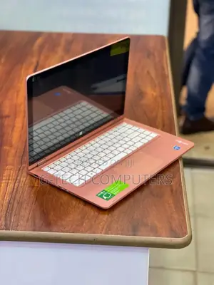 New Laptop Zinox Ultra-Book Pro 4GB Intel Core I5 SSD 256GB