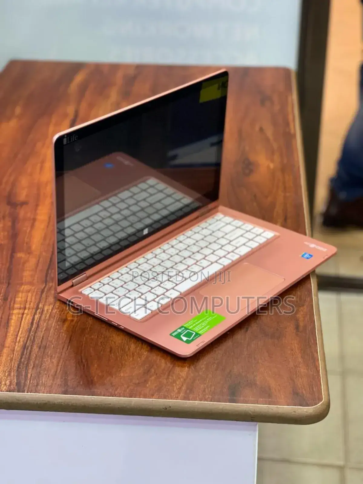 New Laptop Zinox Ultra-Book Pro 4GB Intel Core I5 SSD 256GB