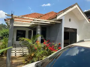 3bdrm House in Naalya Estate, Central Division for rent