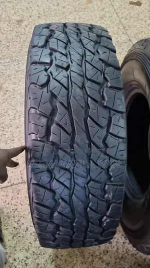 265/70r16 Dunlop Hrandtrek Good Foreign Used Tyres