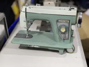 Japan Used Janome Straight Sewing Machine Complete Stand