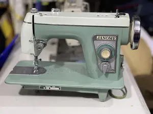Japan Used Janome Straight Sewing Machine Complete Stand