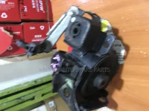Gear Box Mounting Toyota Wish