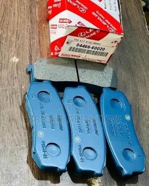 Rear Brake Pads for Toyota Landcuiser Prado Tx
