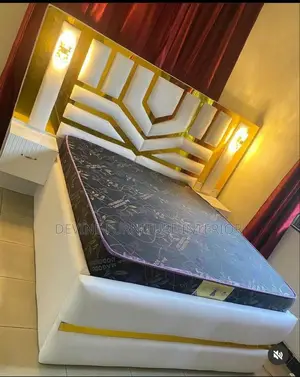 5x6 Bed in White