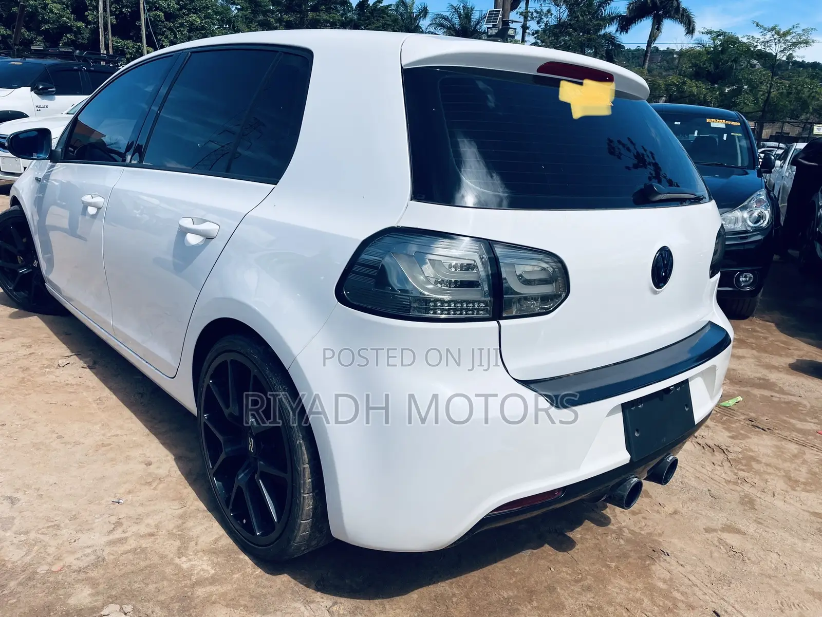 Volkswagen Golf 2011 White