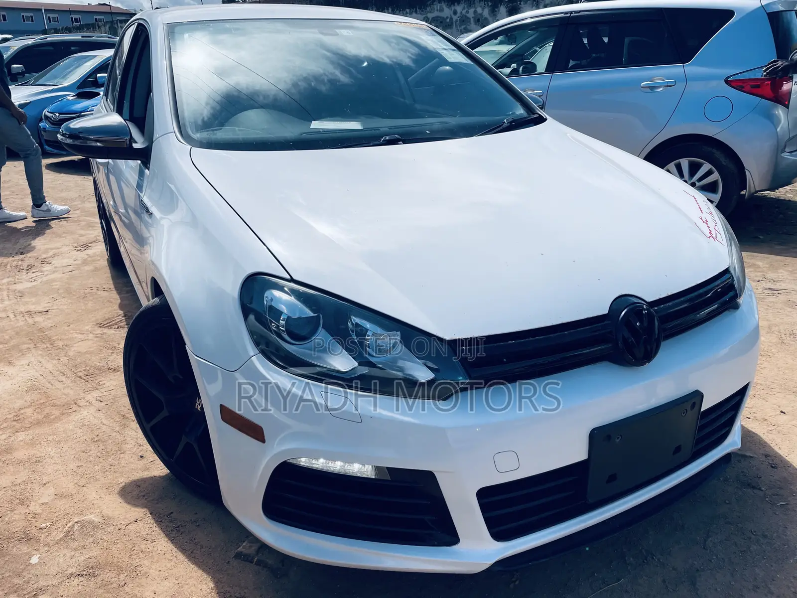 Volkswagen Golf 2011 White