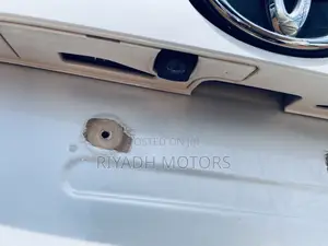 Toyota Harrier 2.0 2017 White