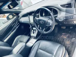 Toyota Harrier 2.0 2017 White