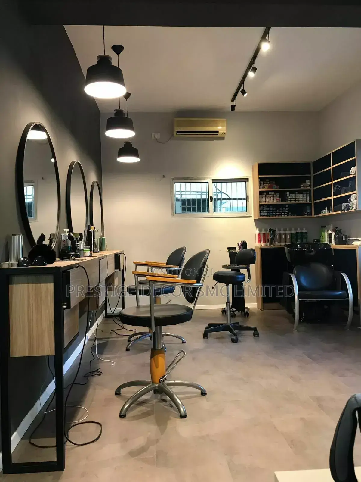 Most Modern Salon Designz