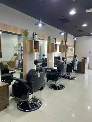 Most Modern Salon Designz