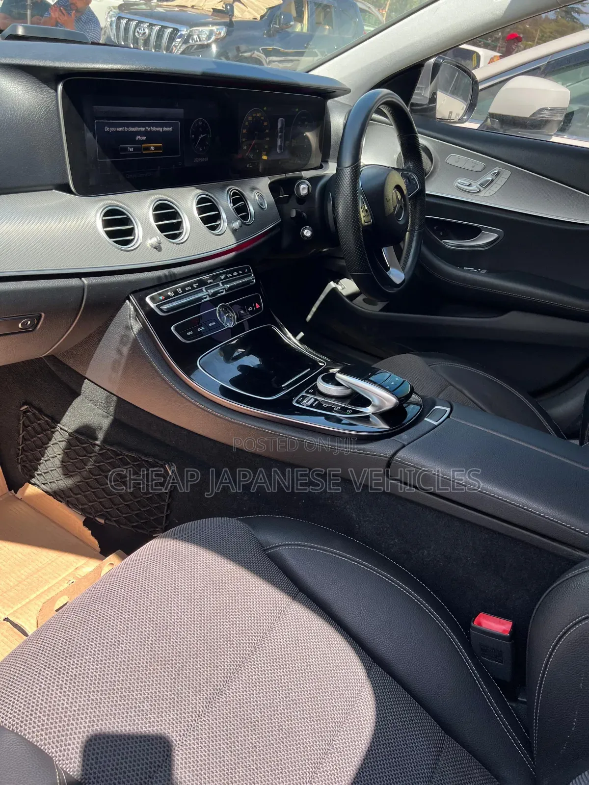 Mercedes-Benz E200 2017 Silver