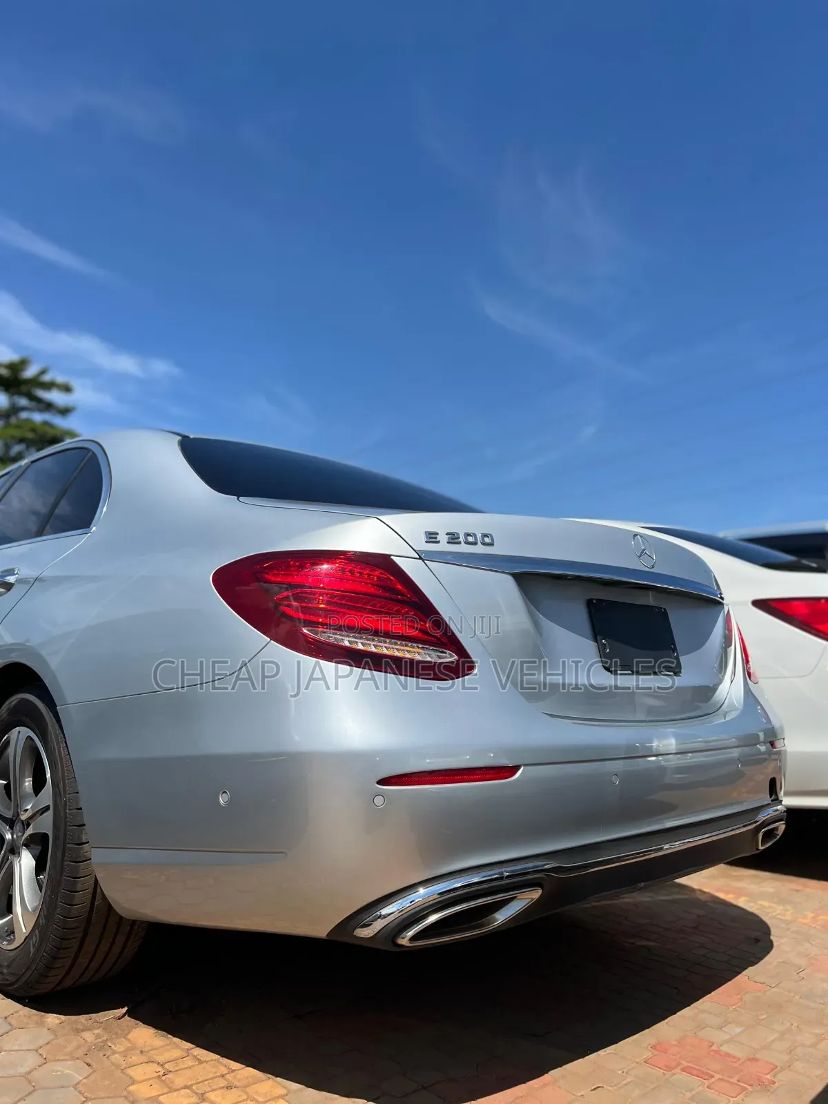 Mercedes-Benz E200 2017 Silver