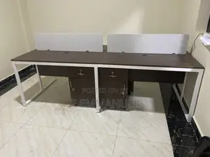 Trendy Four Seater Workstation
