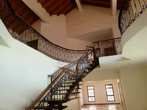 Office Building on Rent