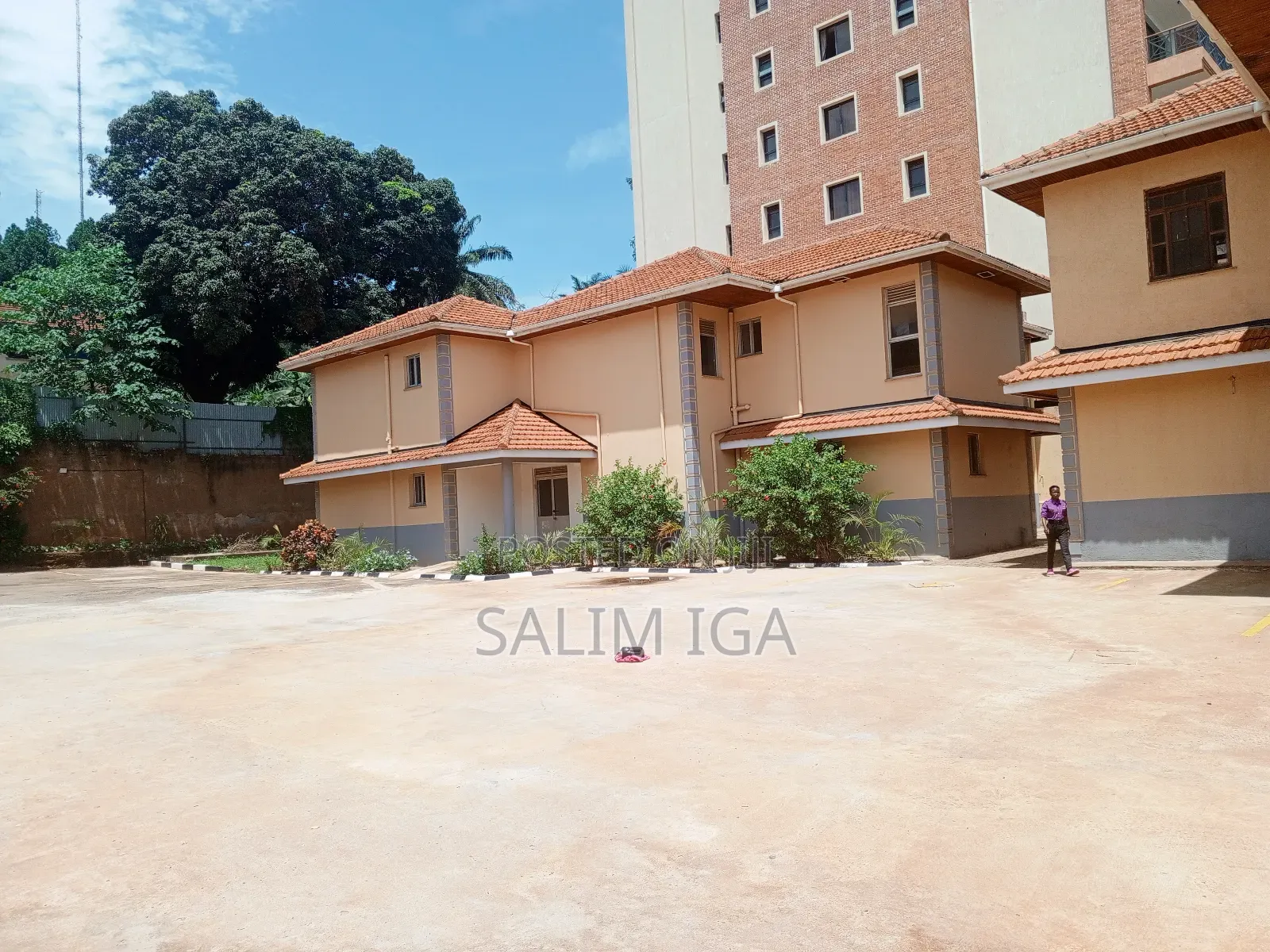 Office Building on Rent