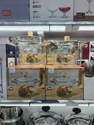 Cooking Pots Available in 5.5 4.5 Litres