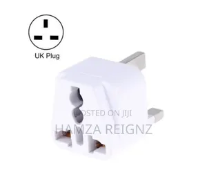 Portable Universal Socket to Uk Plug Power Adapter