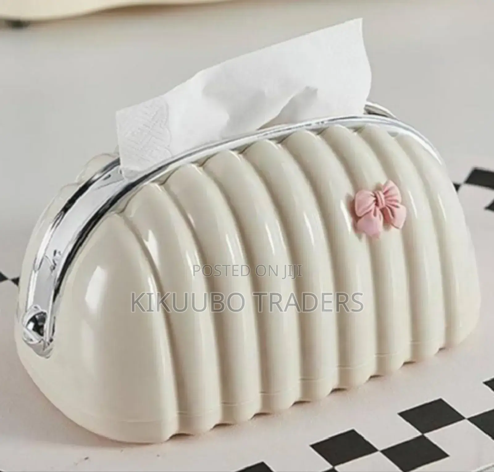Tissue Holder
