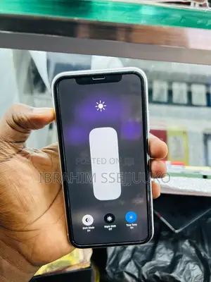 Apple iPhone 11 128 GB White