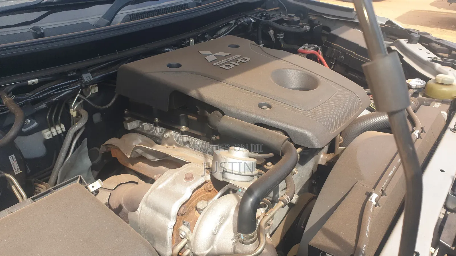 Mitsubishi Triton 2019 Silver