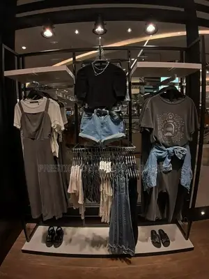 Amazing Boutique Decor