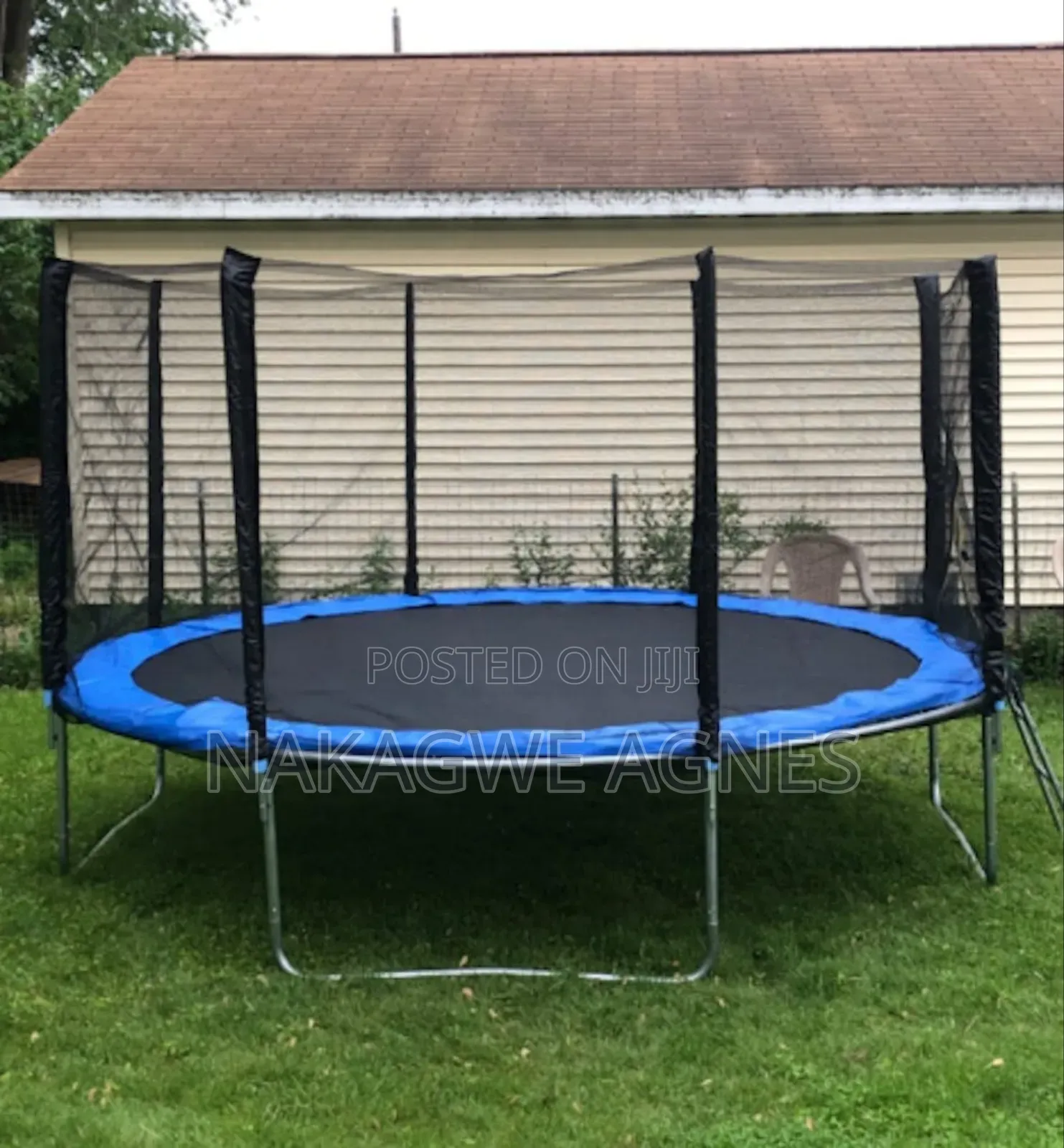 Trampoline (8ft)