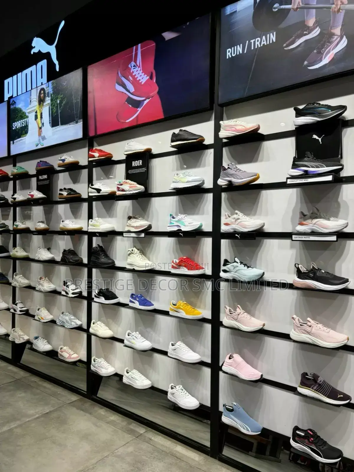 Unique Shoe Boutique Design