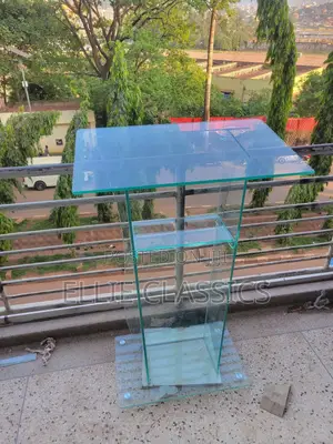 Transparent Pulpit