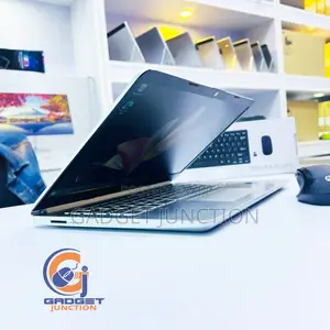 New Laptop HP 14S 8GB Intel Celeron SSD 256GB