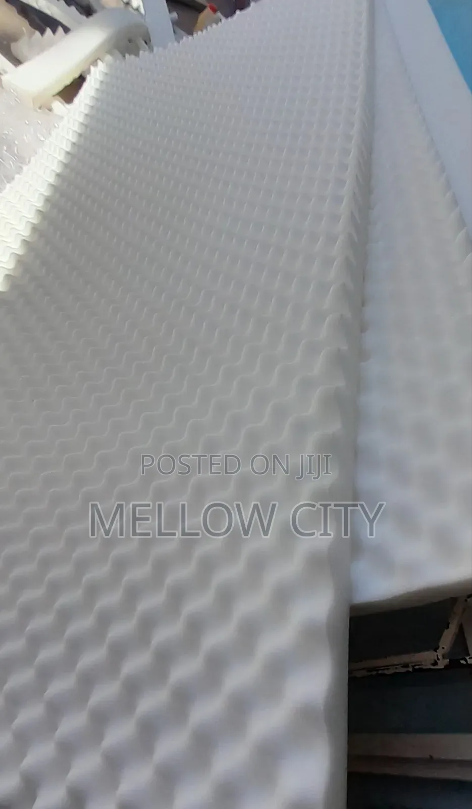 Echo Controlling Foam