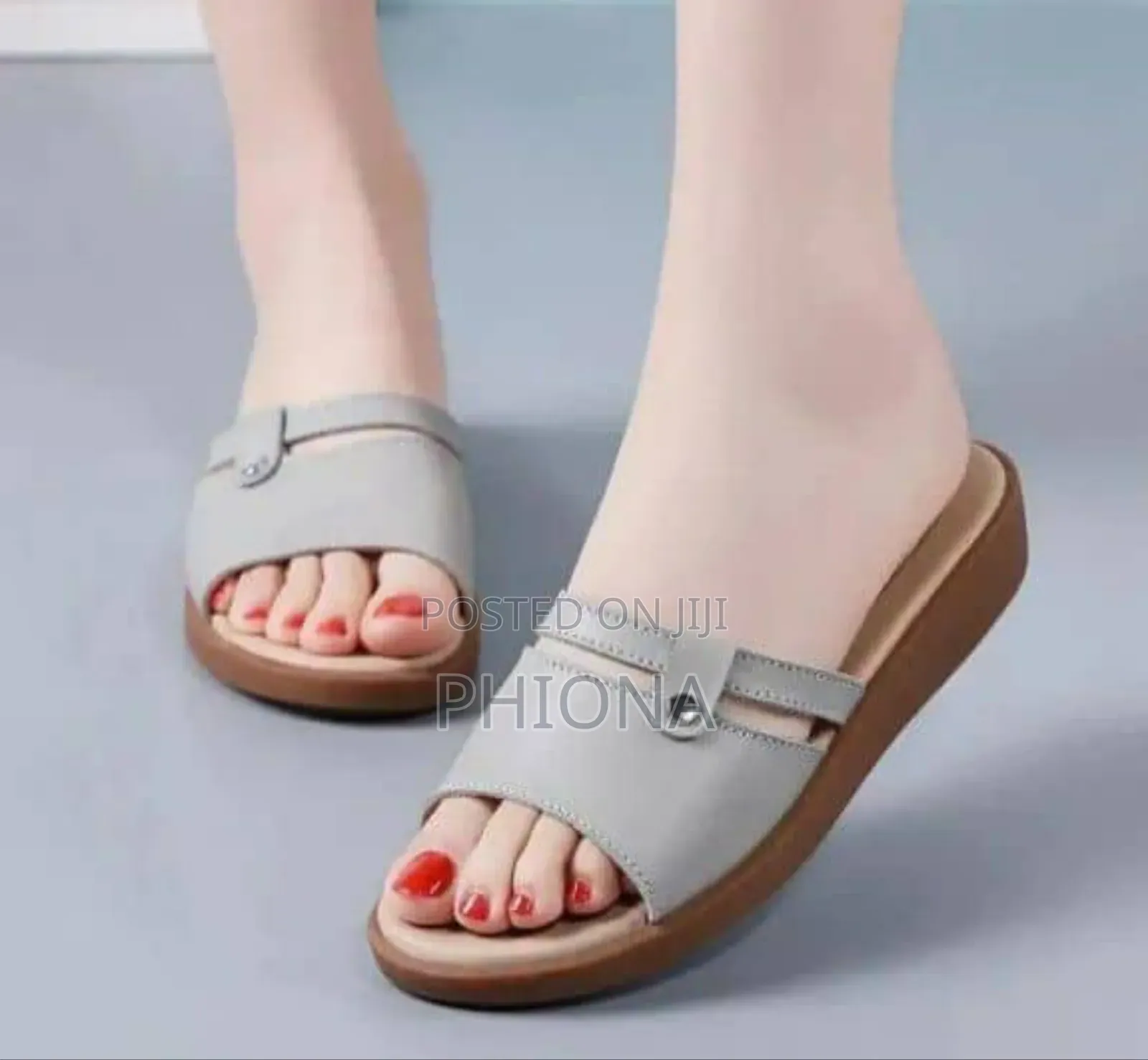 Classic Ladies Flat Shoes