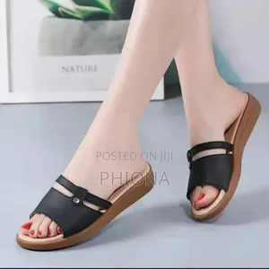 Classic Ladies Flat Shoes