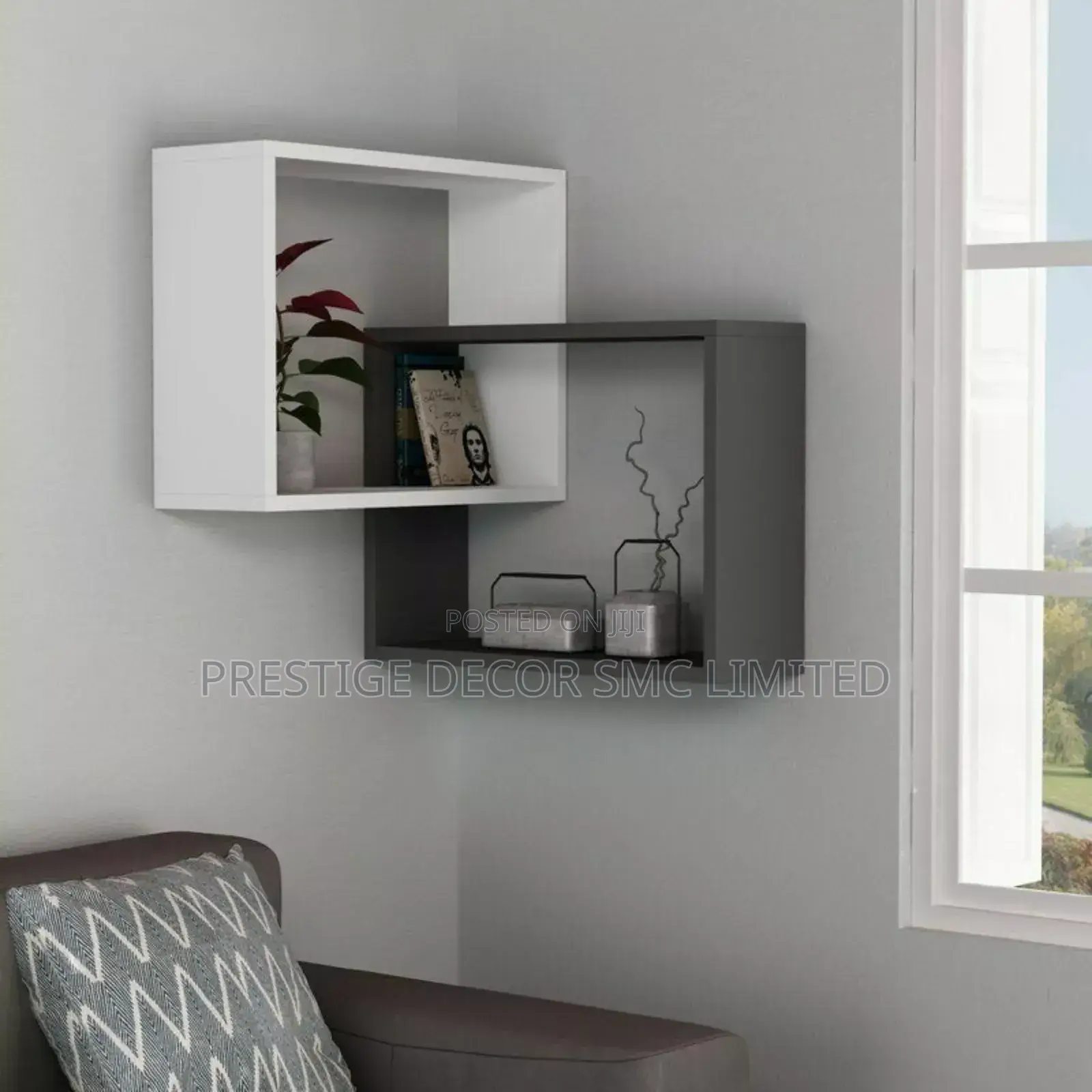 Simple Shelf Amazing Decoration.