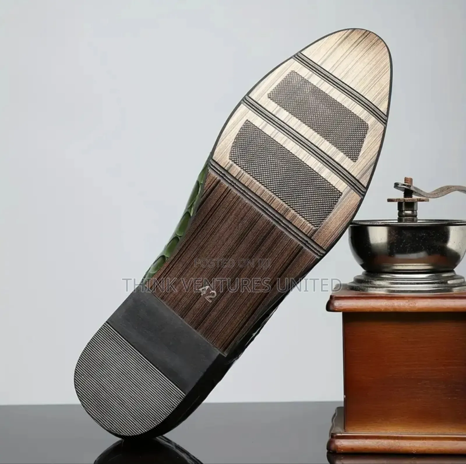 Elegant Green Shoes for Men Size Eu 42