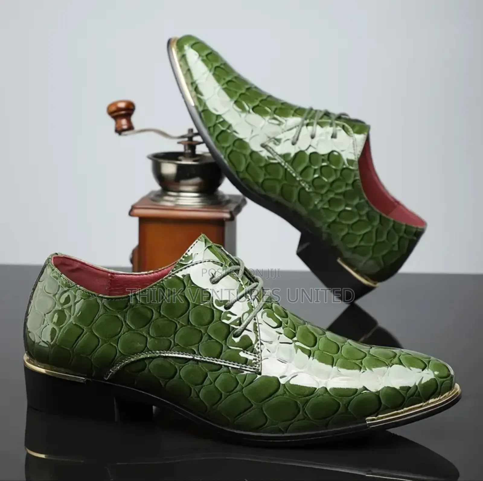 Elegant Green Shoes for Men Size Eu 42