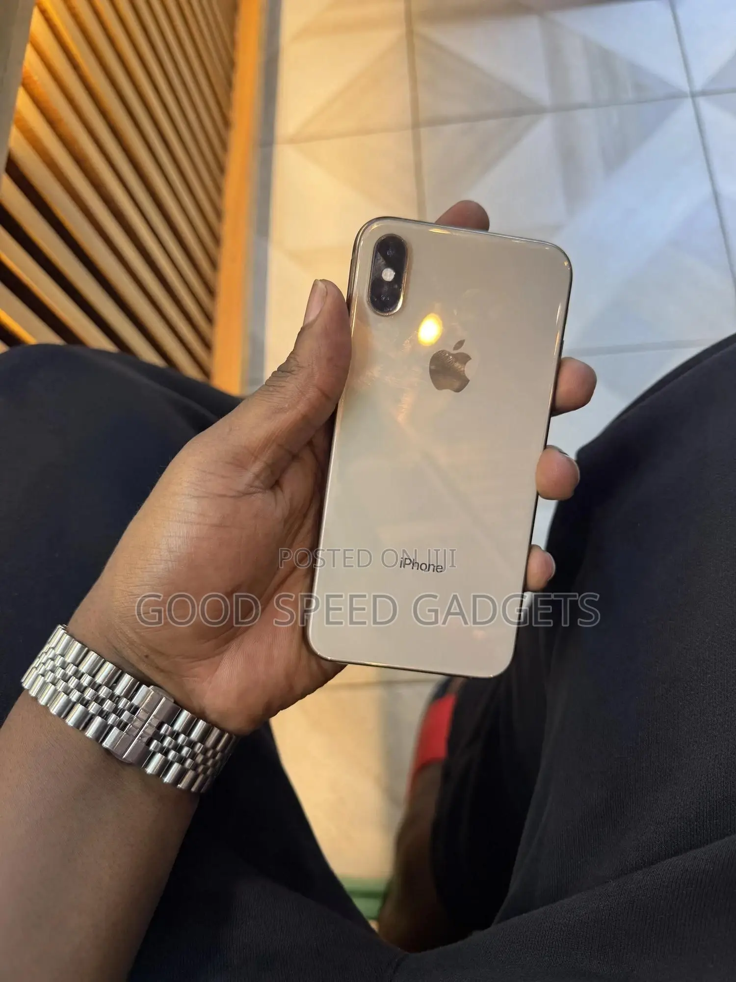 Apple iPhone XS 64 GB Rose Gold