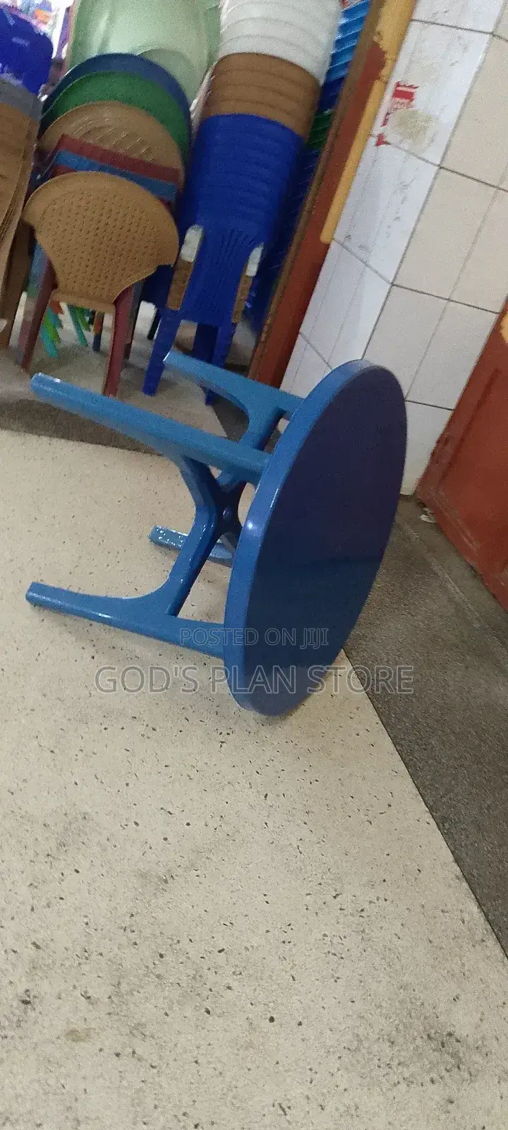 Outdoor Plastic Round Table